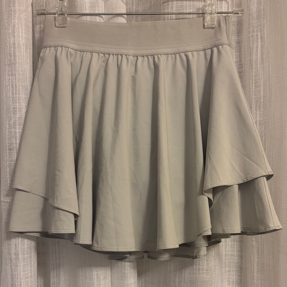 lululemon | Court Rival Women's Skirt Gray Size 4